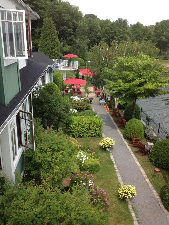 Goeliche Hotel Et Appartement Saint-Laurent-de-l'ile d'Orleans 客房 照片